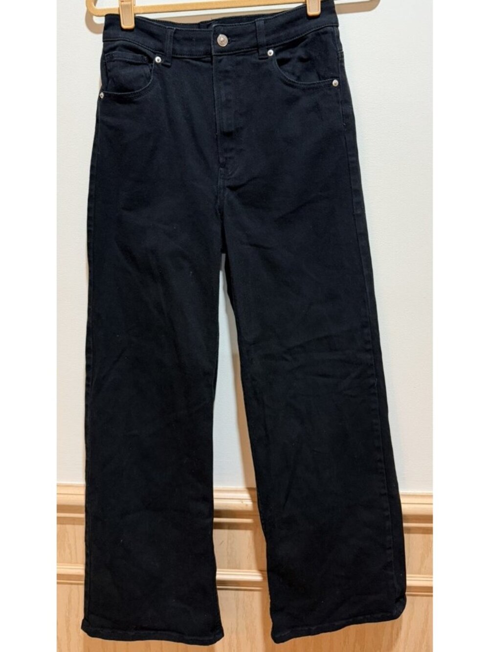 H&M Divided ~ Black Wide-Leg Denim Jeans ~ Size 8 ~ Stretch, High Waisted - Picture 2 of 7